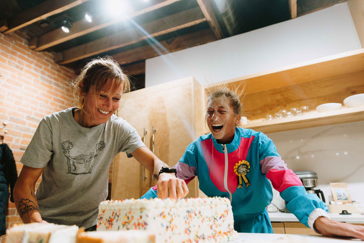 Recovery Mix: Courtney Dauwalter Birthday Cake Limited Edition (4-Pack)